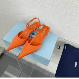 Picture of Prada Shoes _SKUPradasz35-40XJ060119245